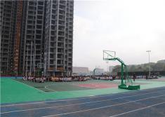 操场